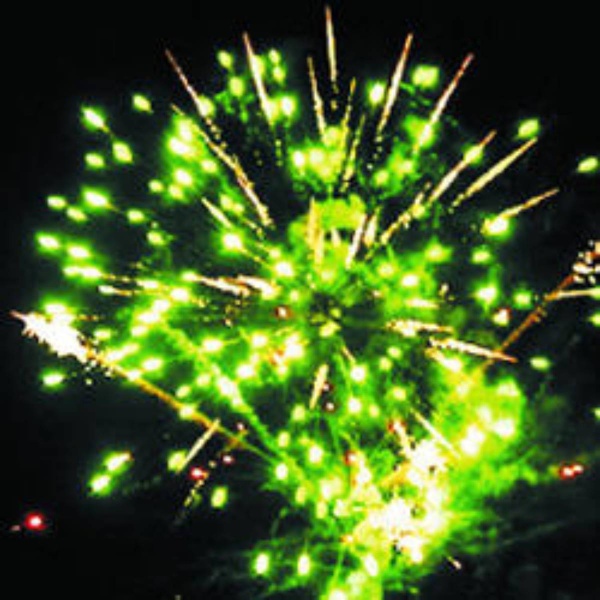 batareya-salyutov-novogodnyaya-shumiha 4