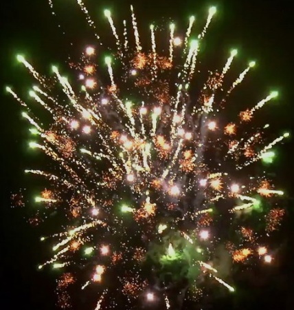 Batareya salyutov Tancuyut vse! 5